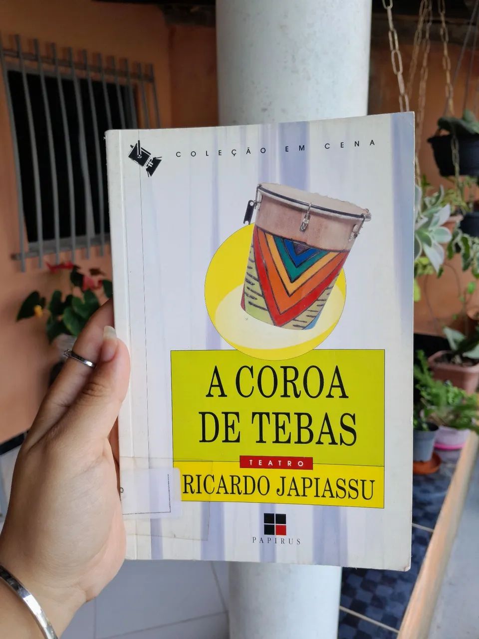 A coroa de Tebas - Teatro