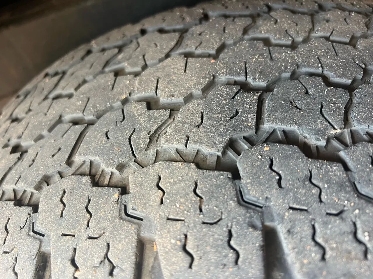 Pneus Goodyear 265/70/16
