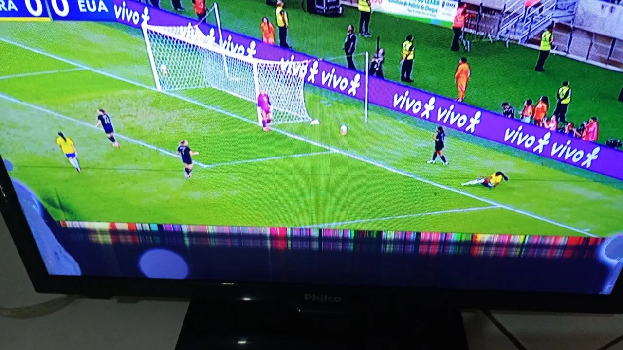 Tv pequena para conserto 