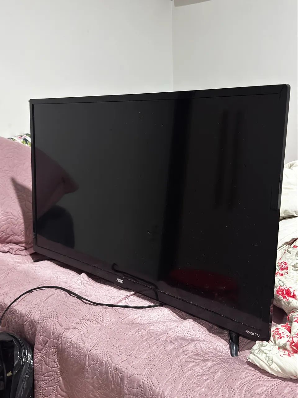 Tv com pequenas manchas na tela funcionando perfeitamente  - Foto 4