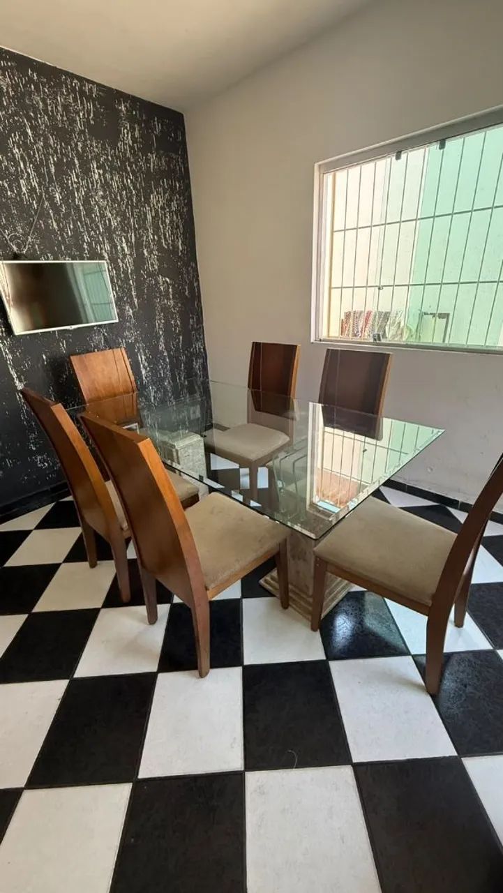 Mesa de vidro com pés de pedra. - Foto 3