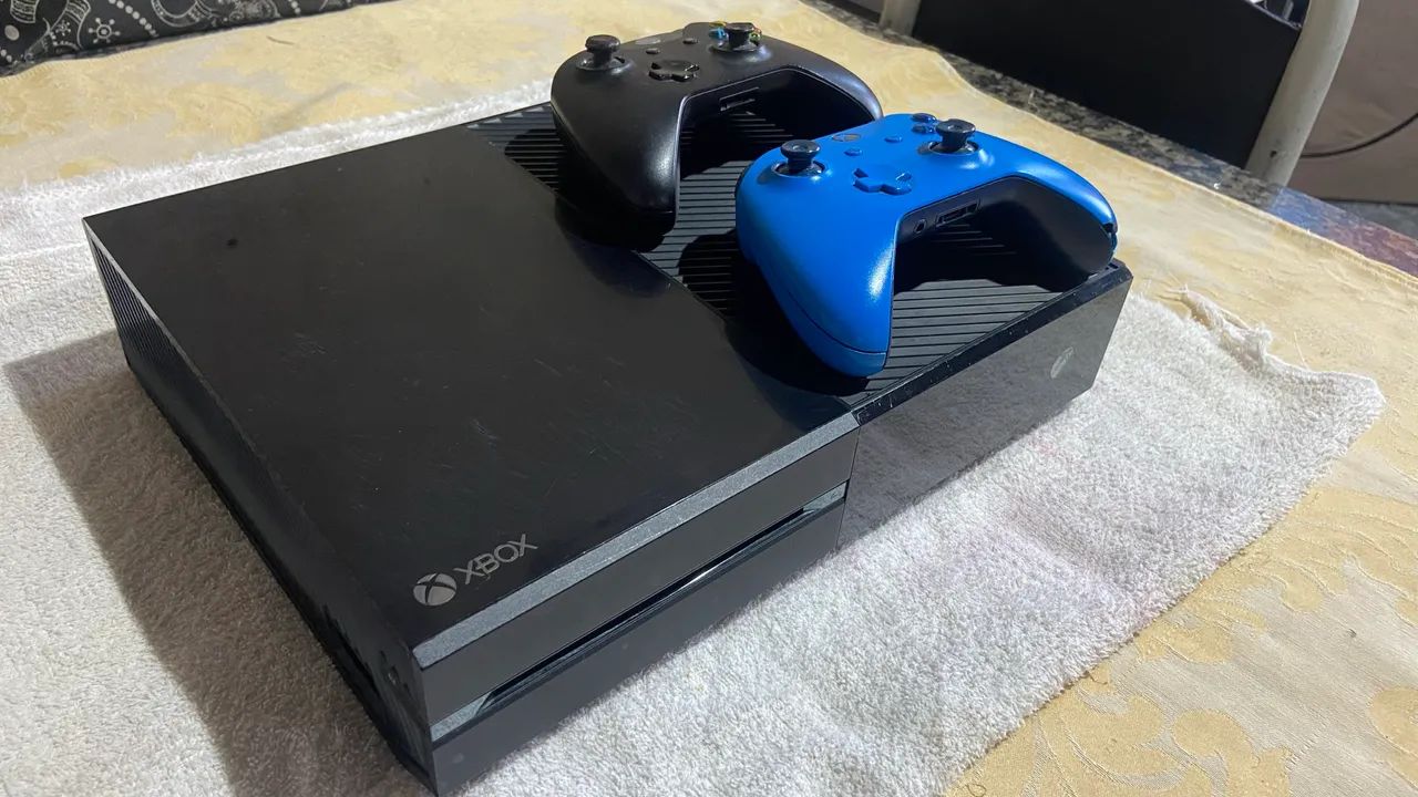XBOX ONE - 500gb - Consoles de Vídeo Game - Ano Bom, Barra Mansa
