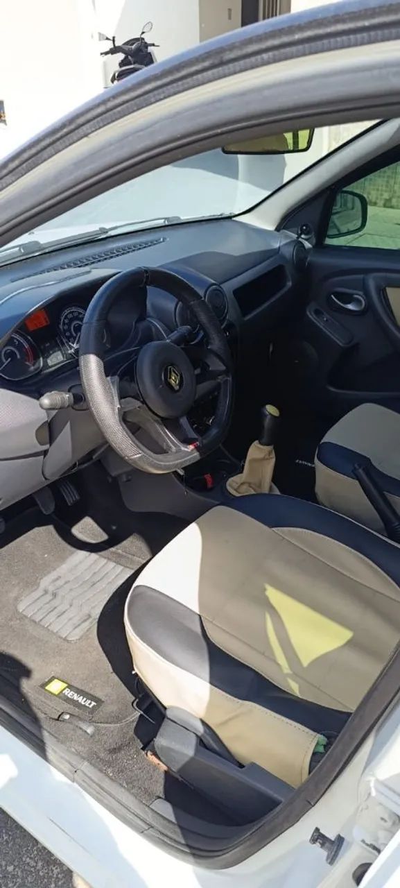 Renault Sandero Expression Hi-flex 1.6 8V 5P 2012 - Foto 2