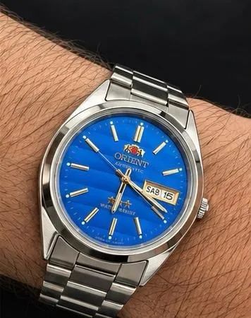 relogio Orient 3 stars automatico mostrador azul e mostrador branco  - Foto 3