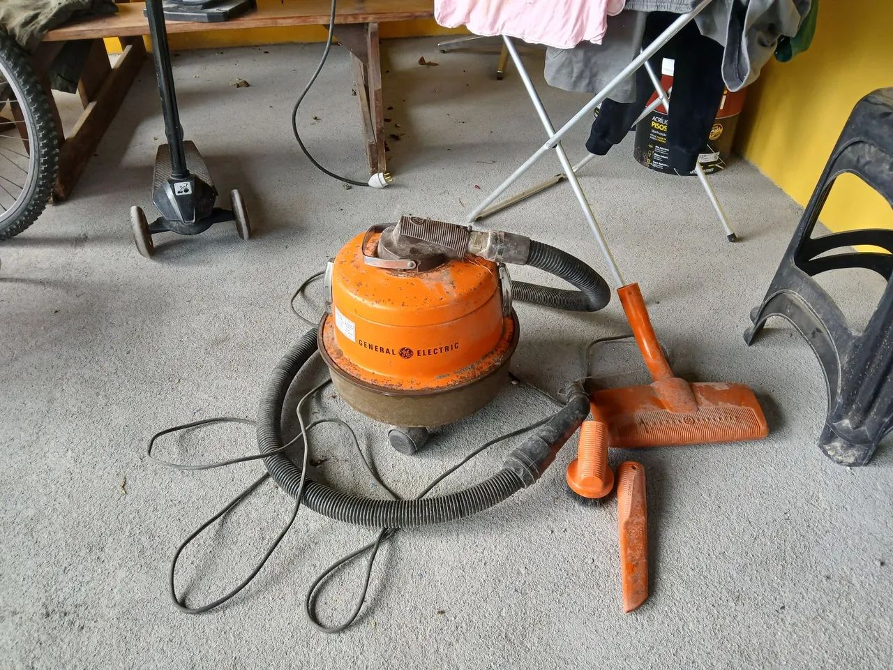 Aspirador de Pó general  eletronic