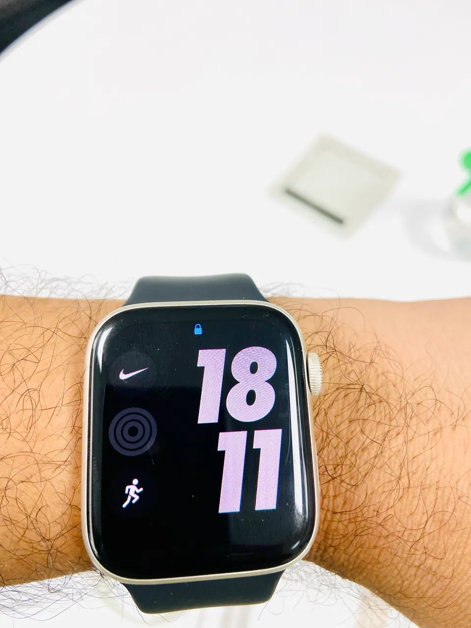 (EXCELENTE) Apple Watch SE 2 - 44mm - Starlight - Foto 3