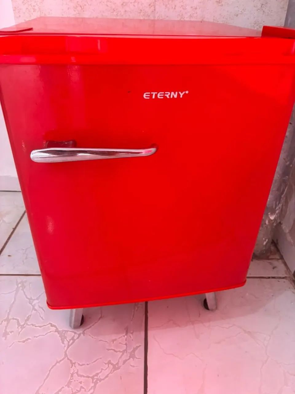 Frigobar 50 litros termoeletrico Eterny. - Foto 3