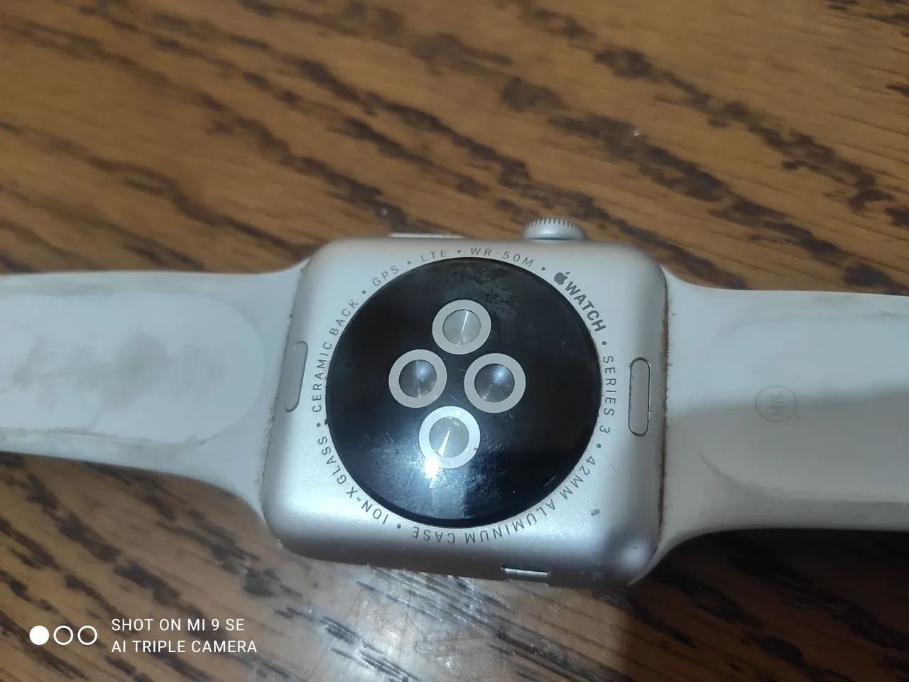Relógio Apple, lê anúncio 