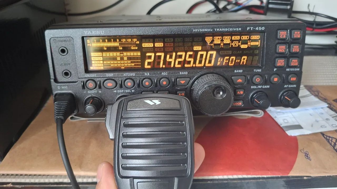 Radio amador hf