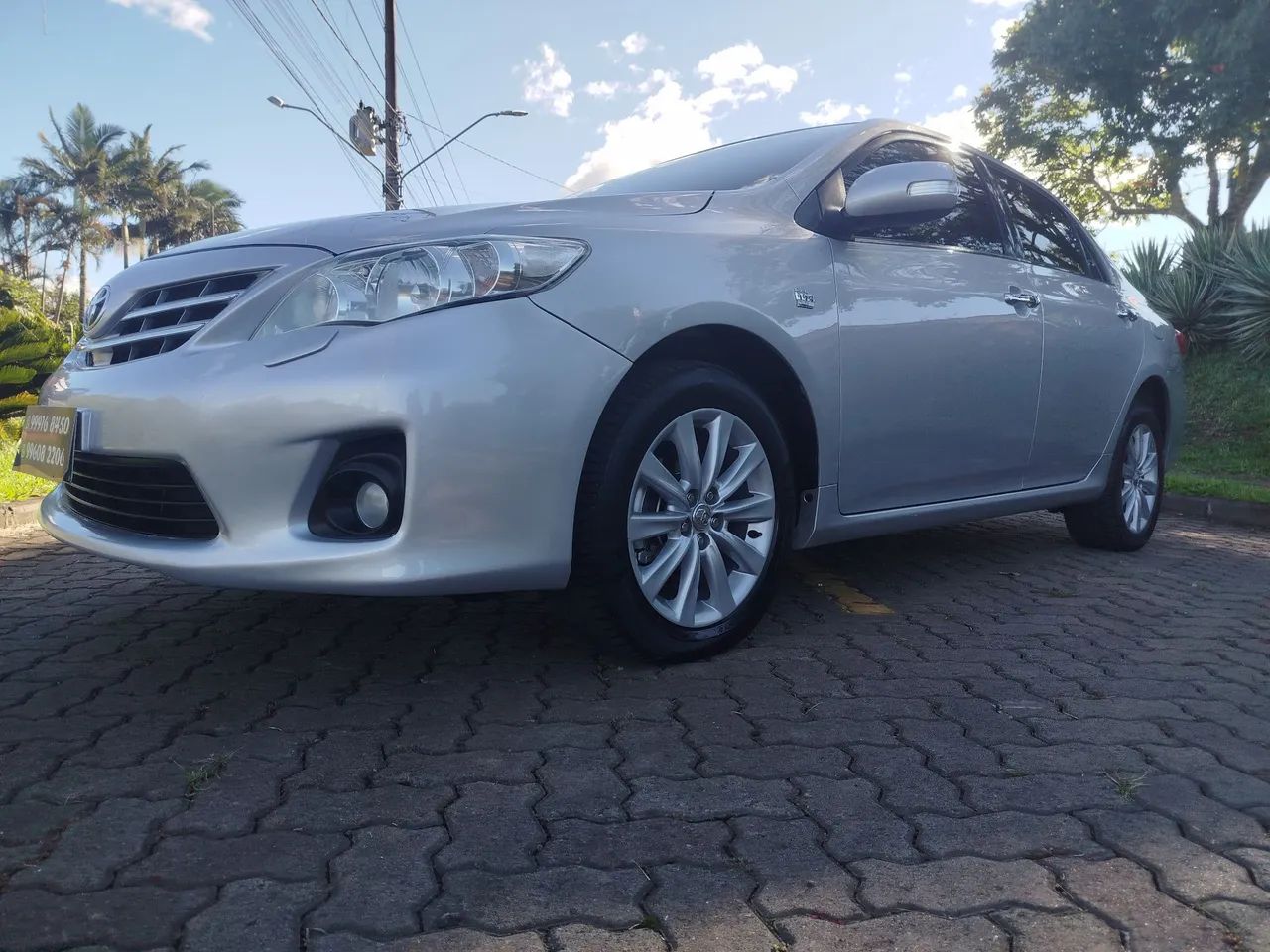 Toyota Corolla Altis 2.0 Flex 16V Aut. 2013 - Foto 2