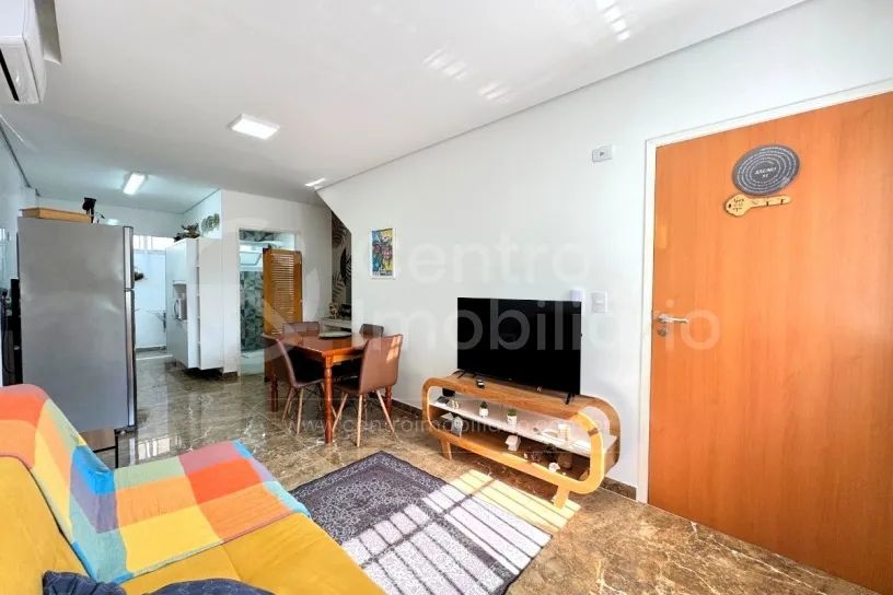 APARTAMENTO à venda com 2 quartos em Peruíbe, no bairro Centro - Foto 3