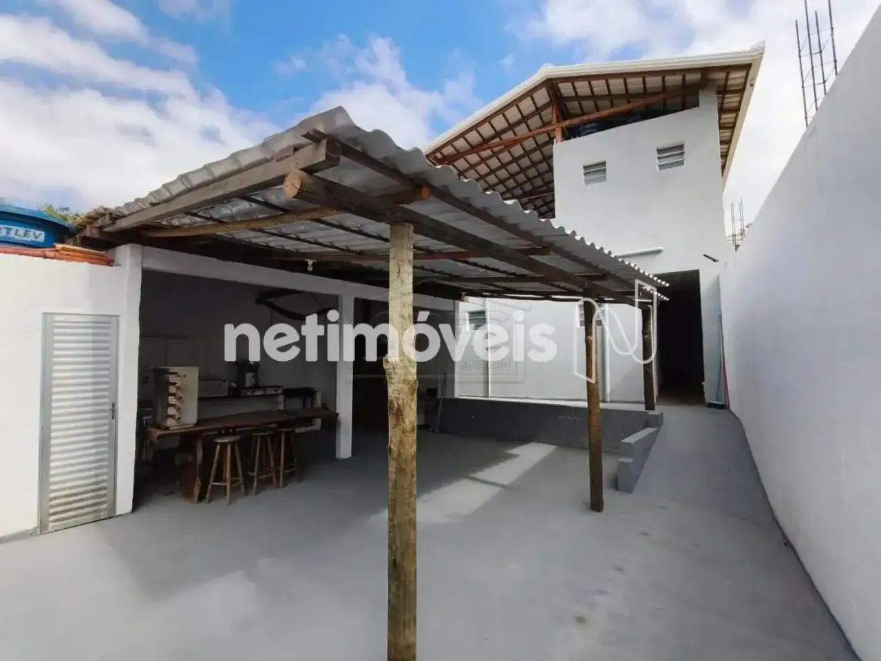 Venda Casa Solar do Madeira Contagem