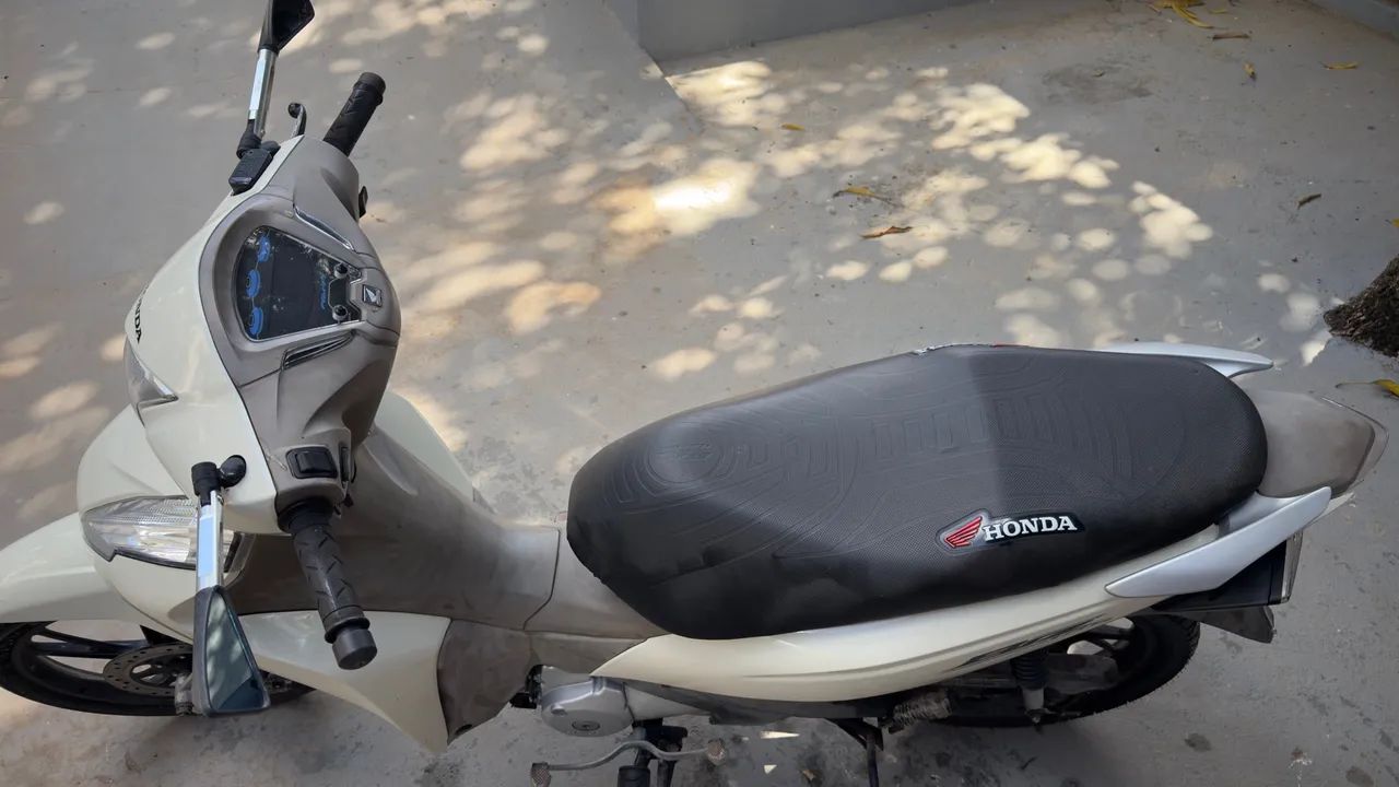 Moto biz - Foto 2