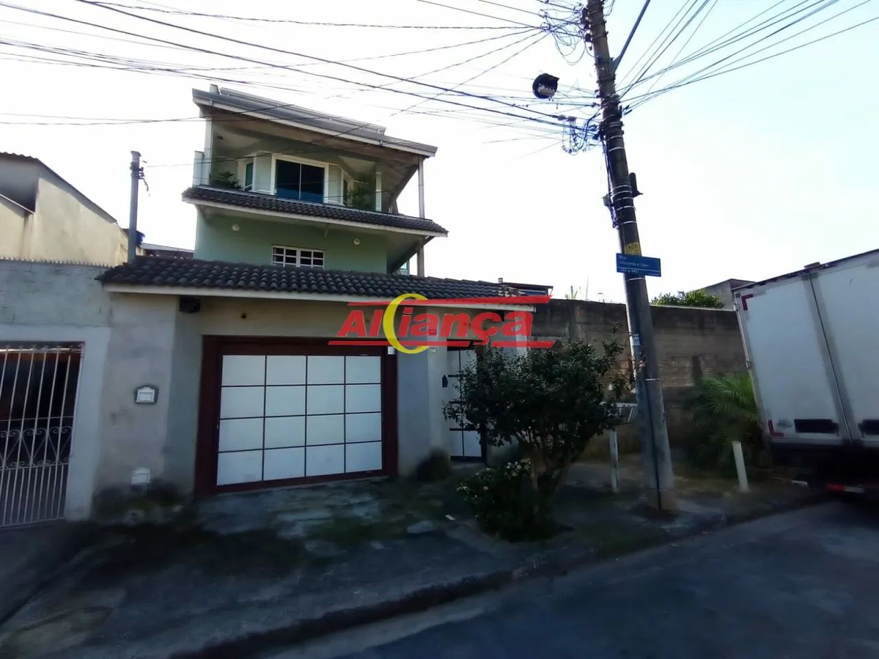 SOBRADO COM 3 QUARTOS A VENDA, 196m² Parque Continental - Guarulhos - SP
