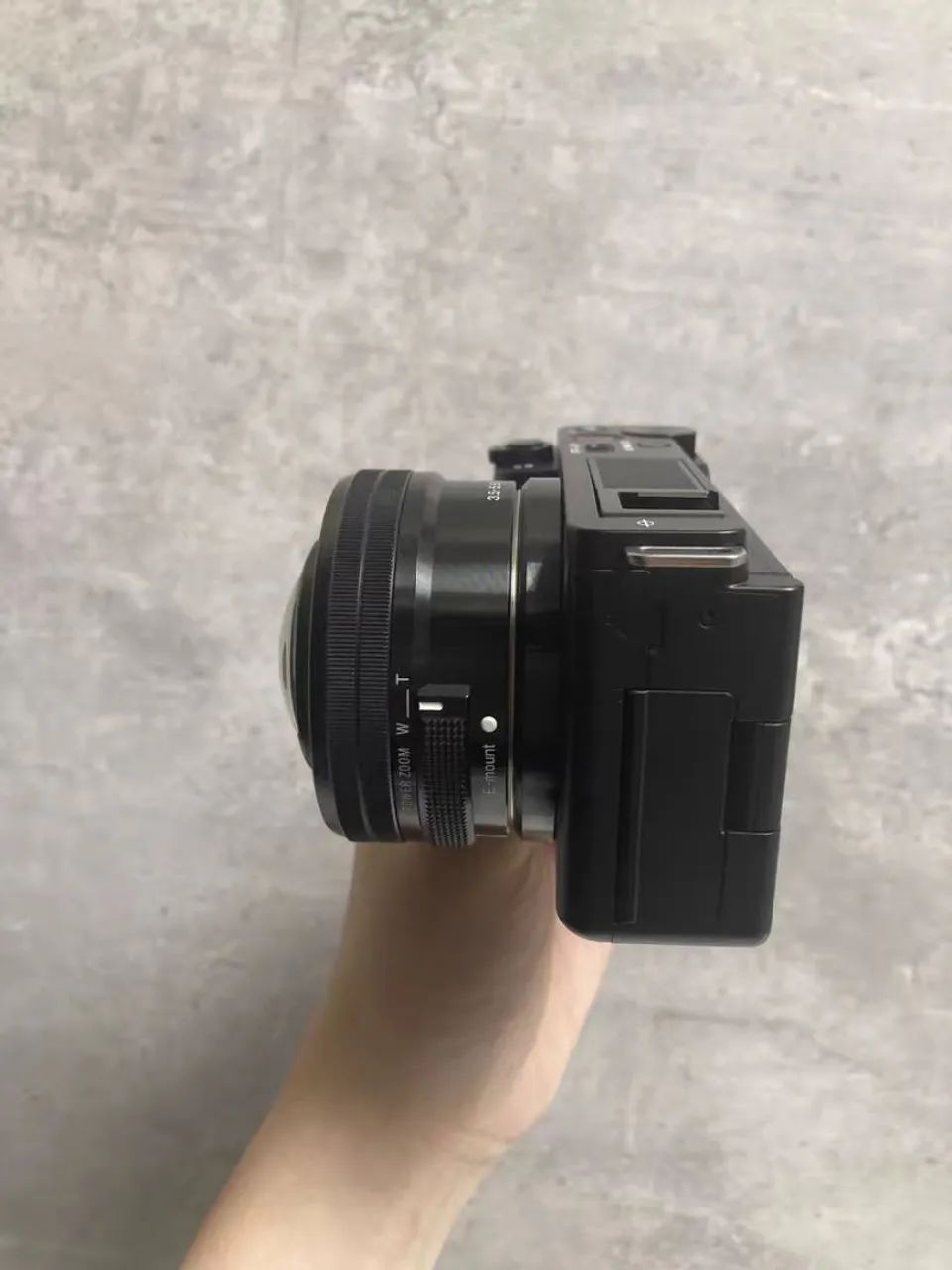 Câmera Sony ZV-E10 (Corpo) - Seminova e Inspecionada - Foto 3