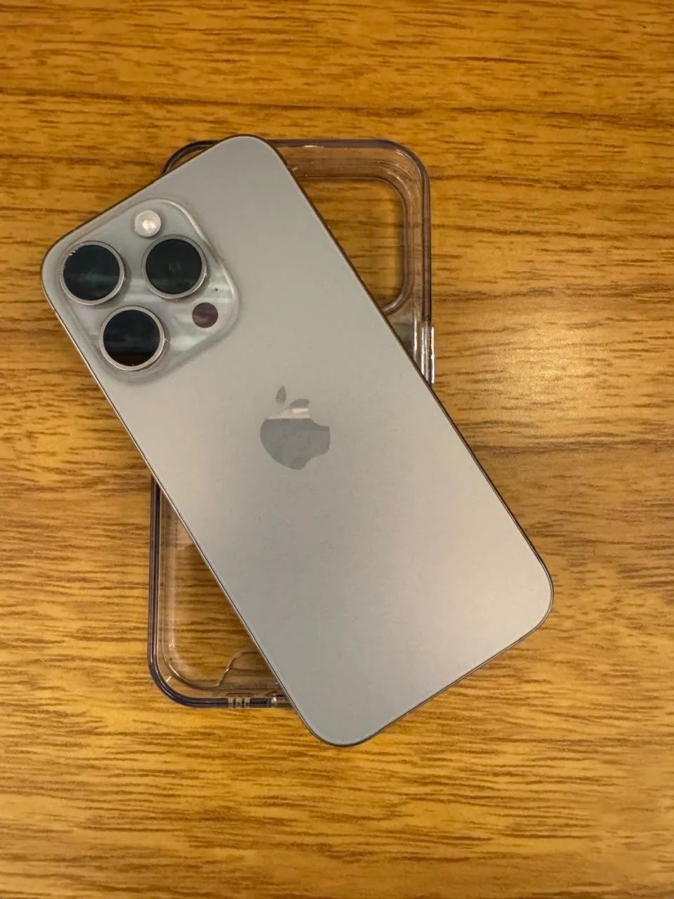 iPhone 15pro 128gb - cinza espacial  - Foto 3
