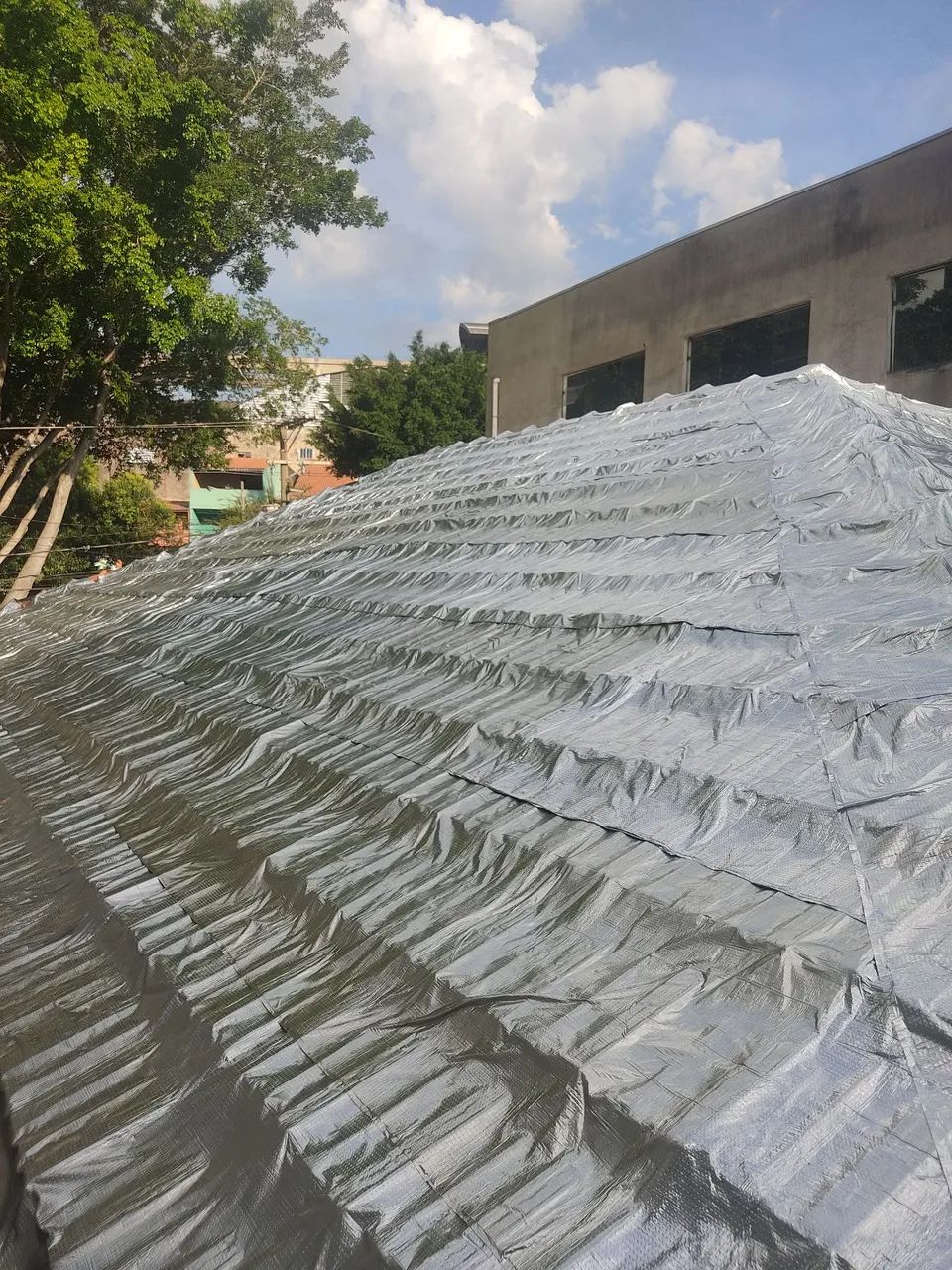 Impermeabilização e aplicação de mantas em Lages e telhas - Foto 5