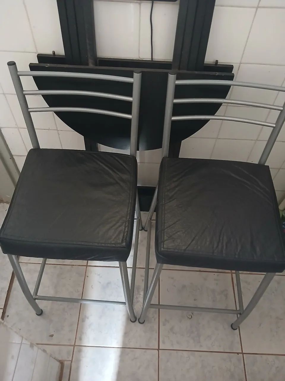 Conjunto de mesa bistro com 2 cadeiras 