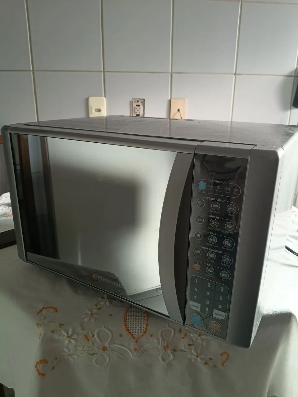 Microondas Eletrolux (QUEBRADO) - Foto 3