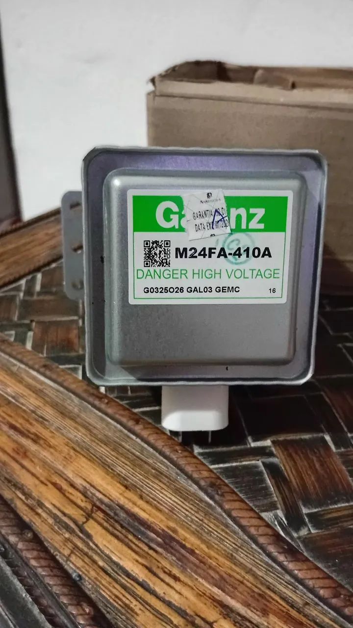 Vende-se peça pra microondas 