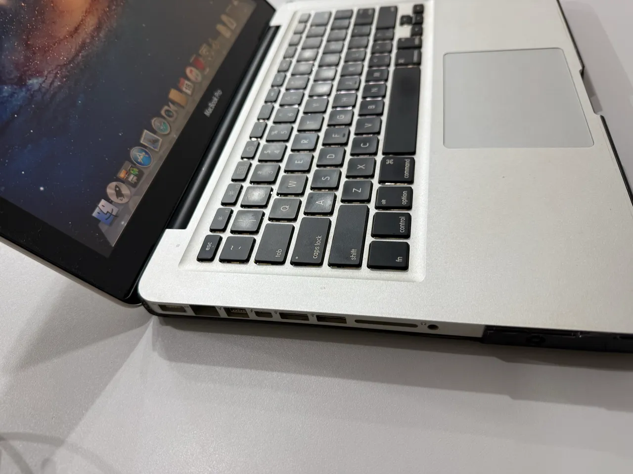 MacBook Pro 15pol. i7 | SSD 480GB | macOS Sonoma | Ótimo para