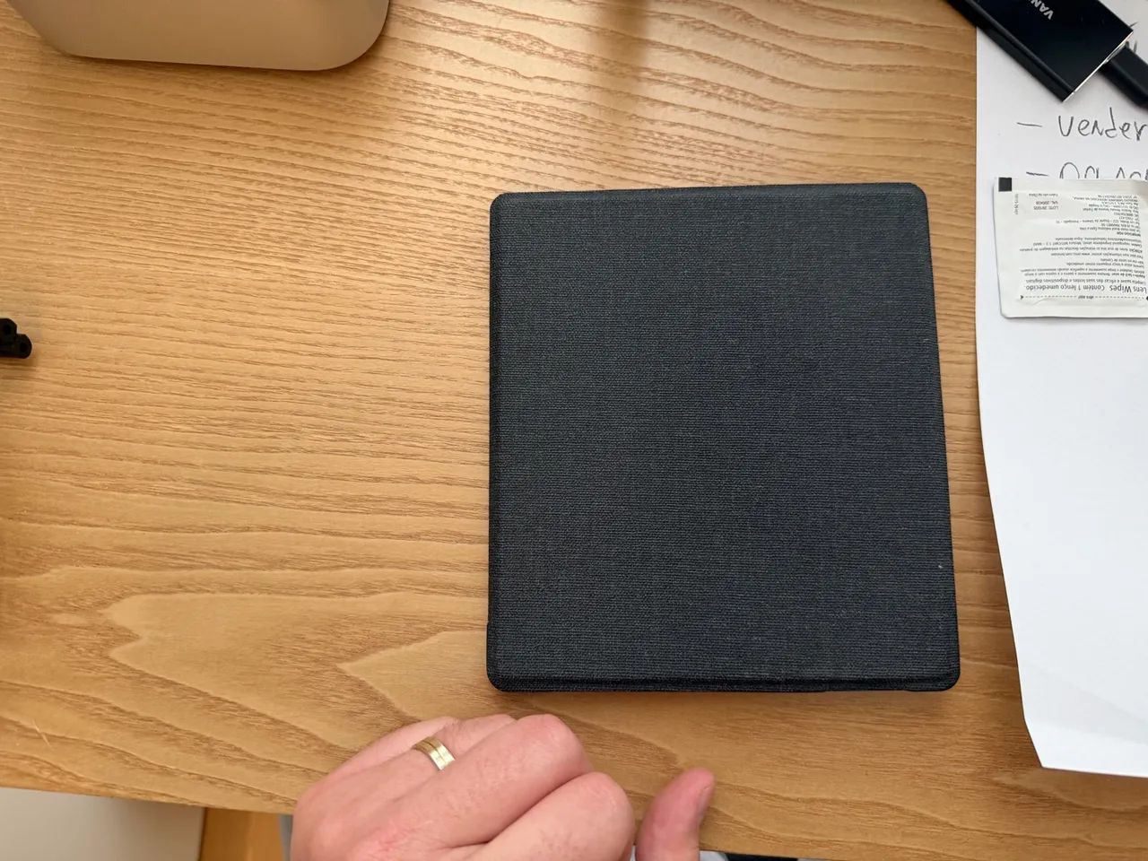 Kindle oásis 8gb com capa - excelente estado - Foto 2