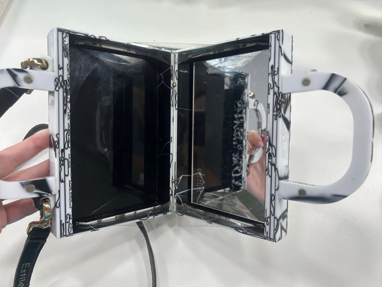 Bolsa Estilé preta e branca  - Foto 4