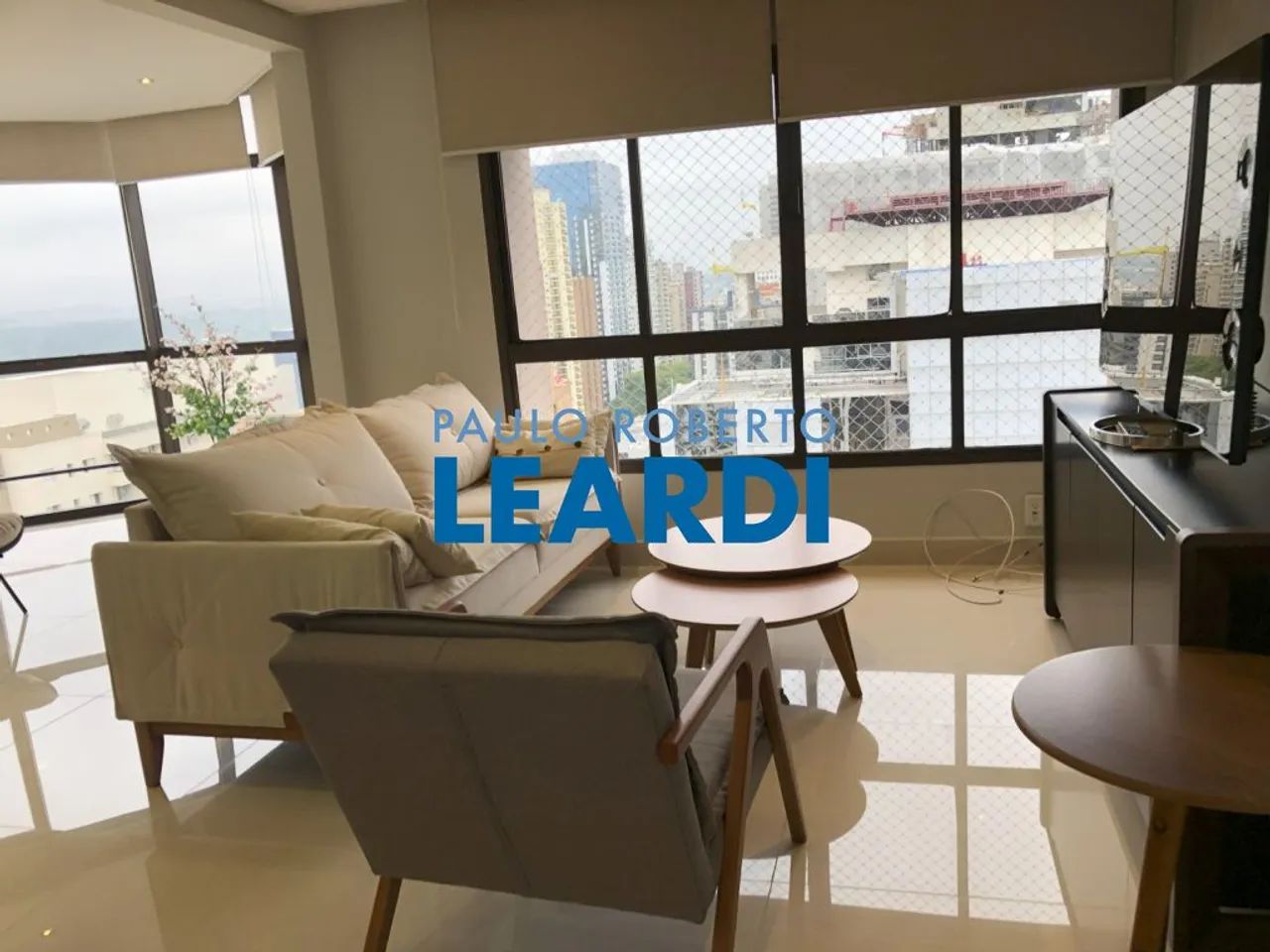 APARTAMENTO - ALPHAVILLE - SP