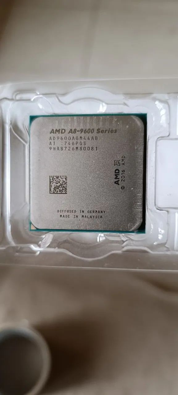 Processador AMD A8-9600