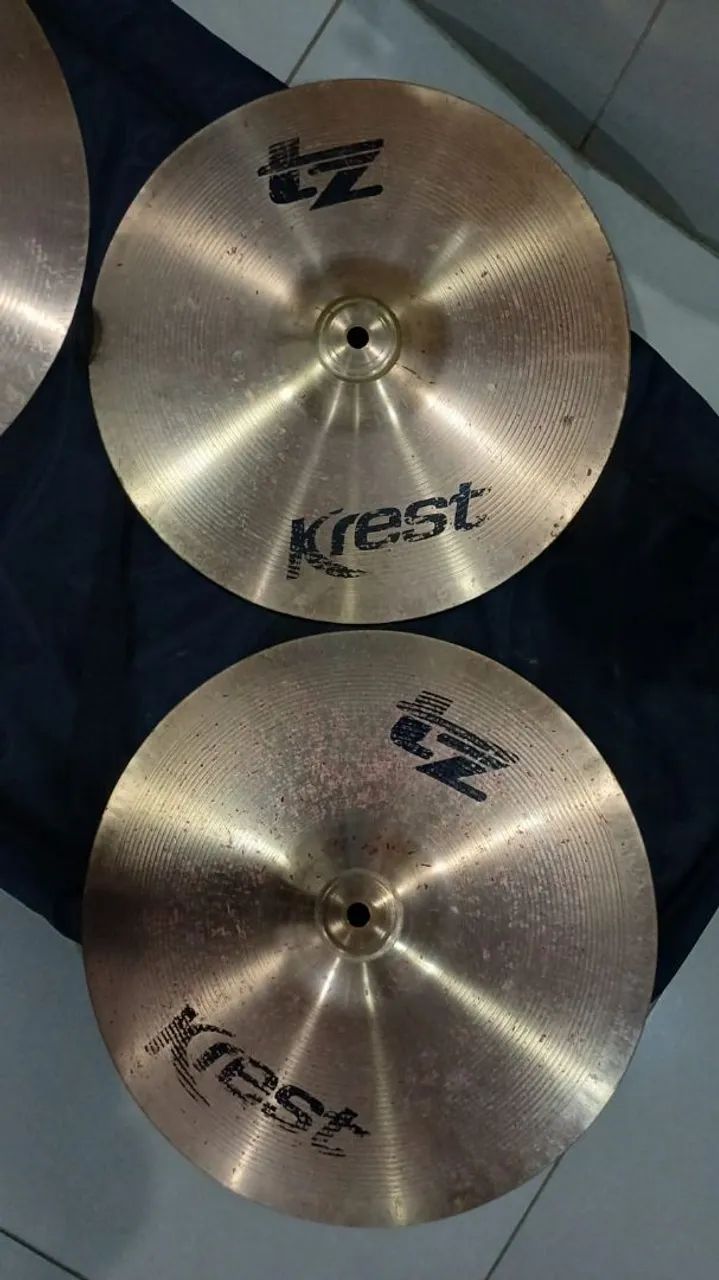 Prato de bateria e chimbal