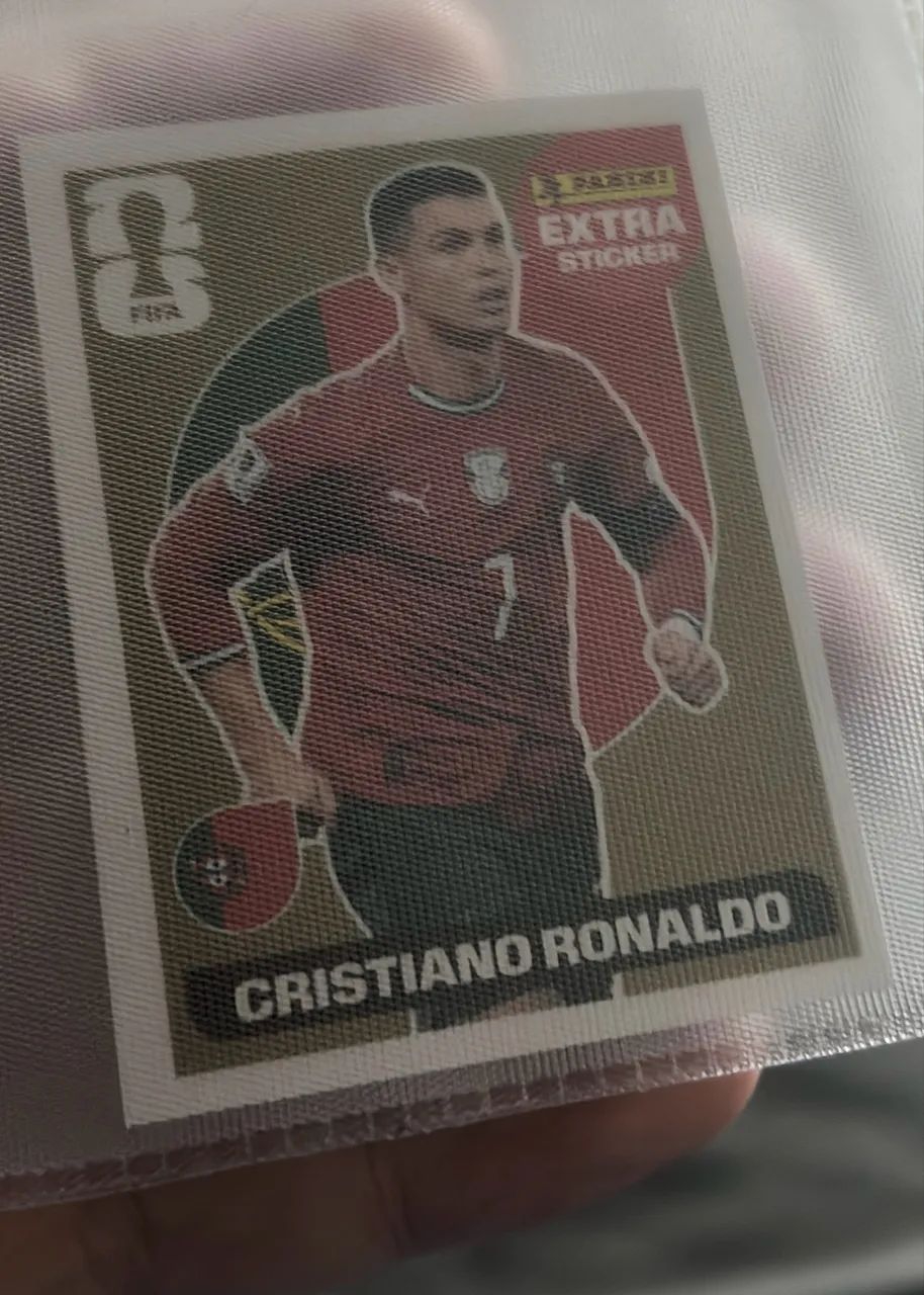 Cristiano Ronaldo LEGEND GOLD - Foto 2