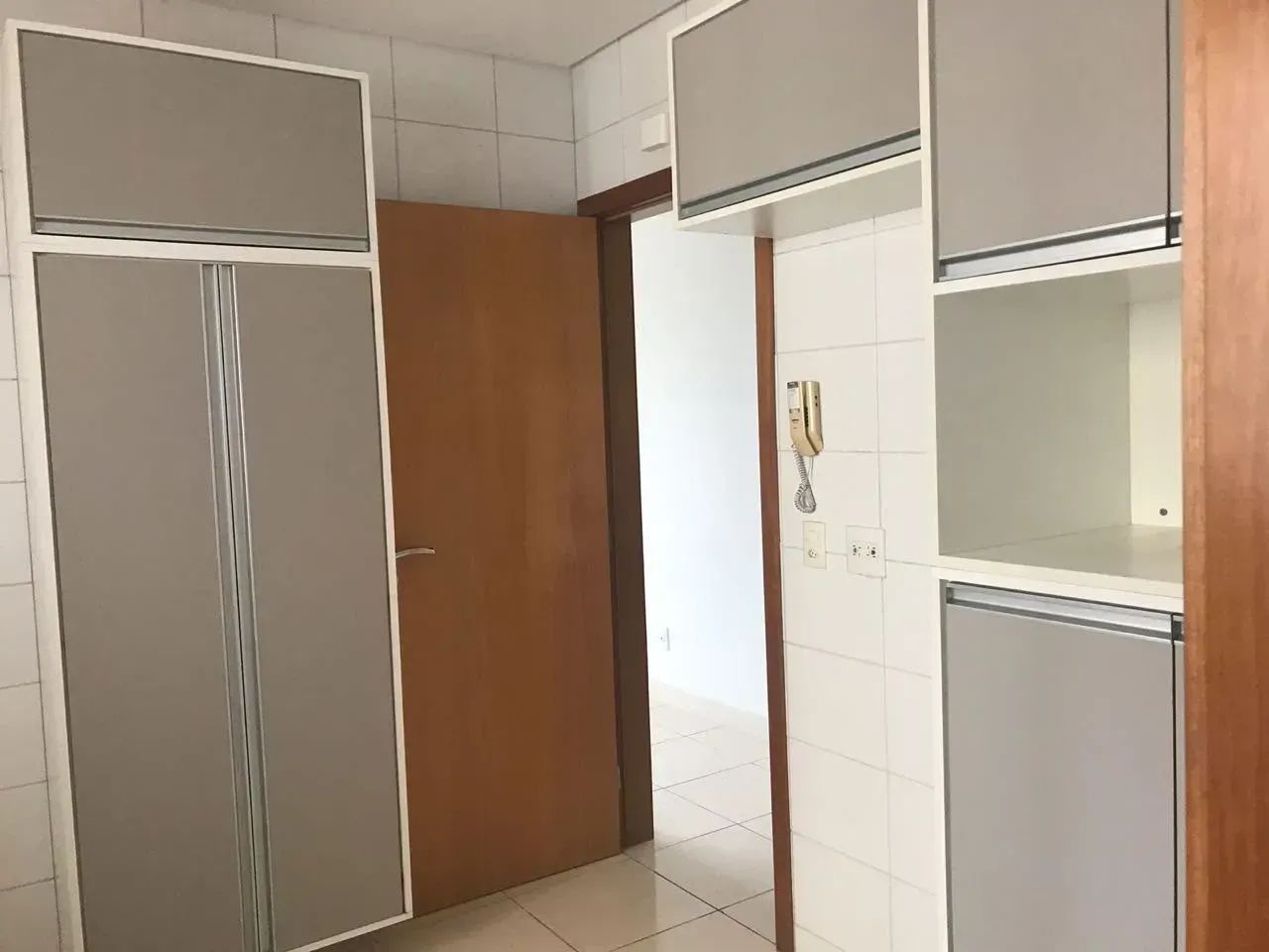 vendo Apto no condomínio parque pantanal lll - Foto 5