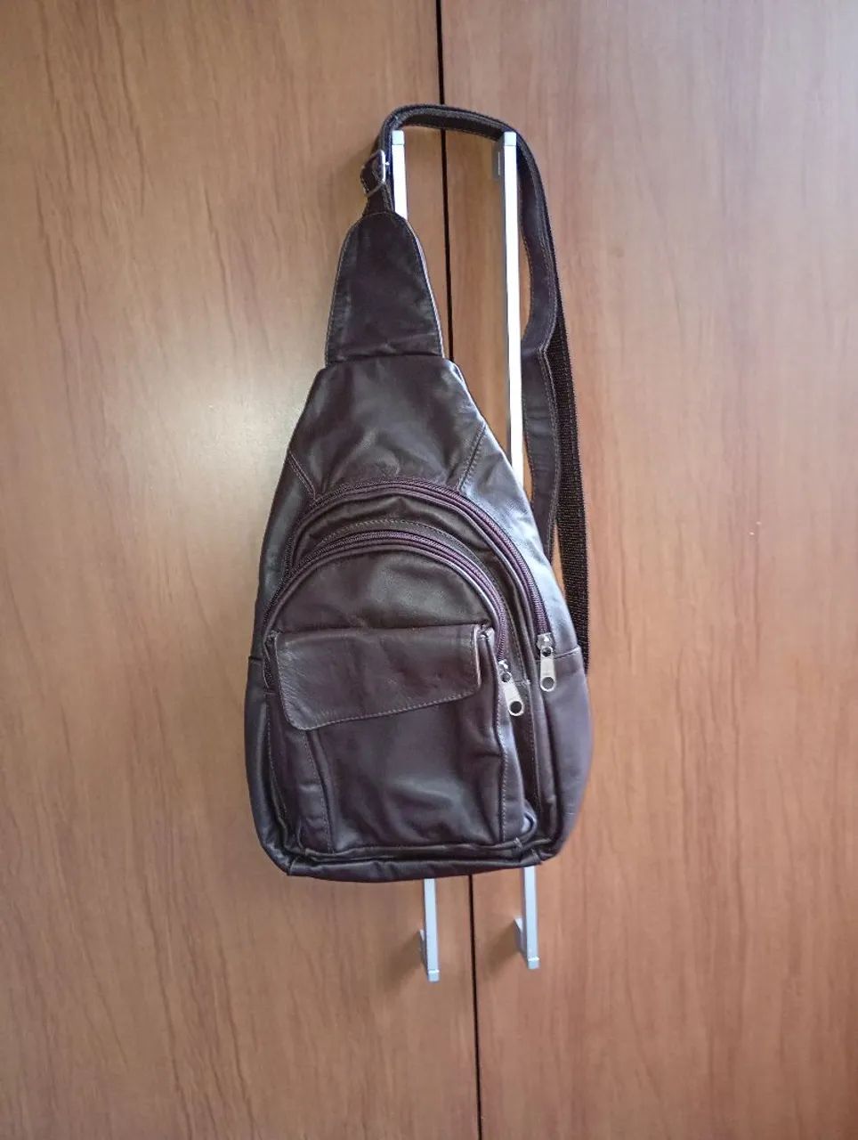 Bolsa transversal em couro legítimo 