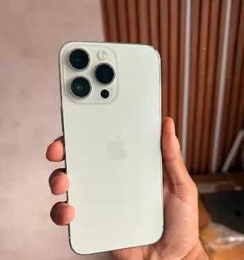 iPhone 14 Pro Max - Branco 