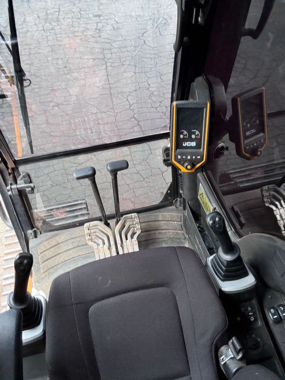 Escavadeira 22T JCB 2022 6500h - Foto 6