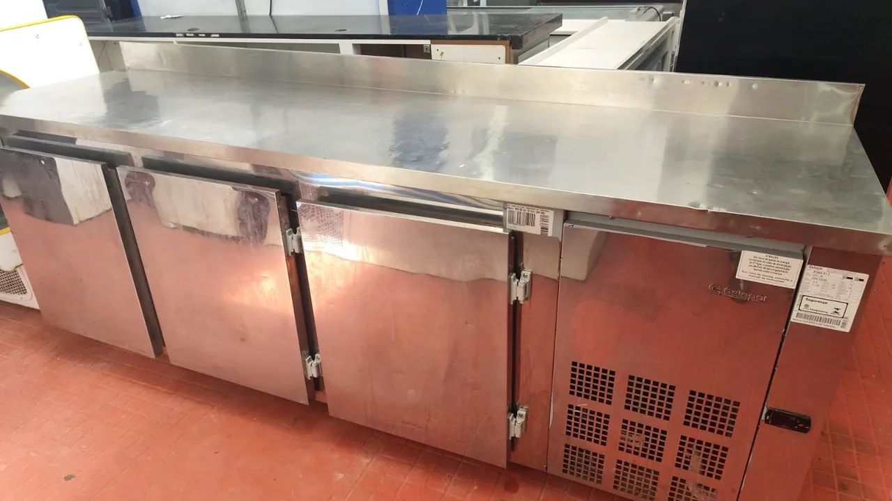 Geladeira horizontal 