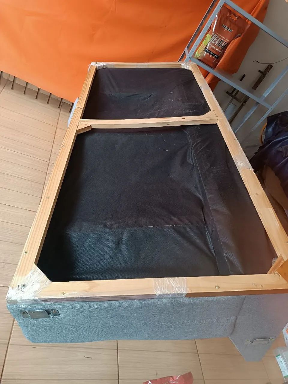 Sofá em linho 4 lugares  - Foto 4
