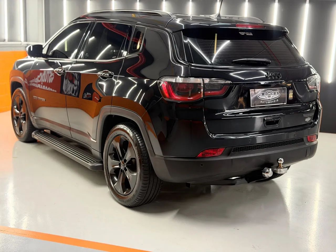 Jeep Compass Night Eagle 2.0 4X2 Flex 16V AUT 2018 - Foto 4