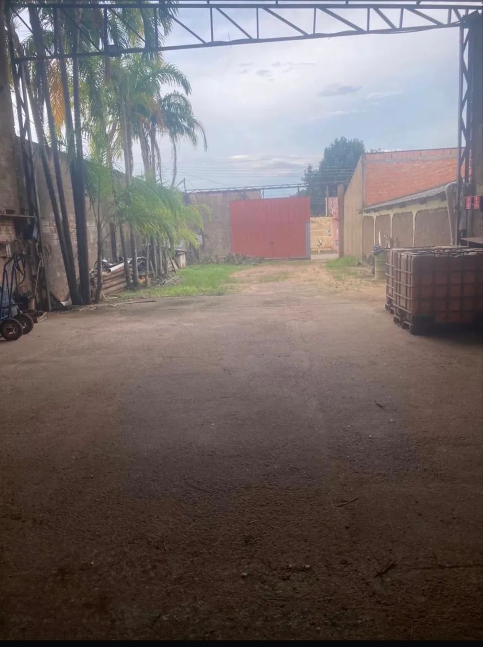 Vendo casa e galpão na zona sul - Foto 4