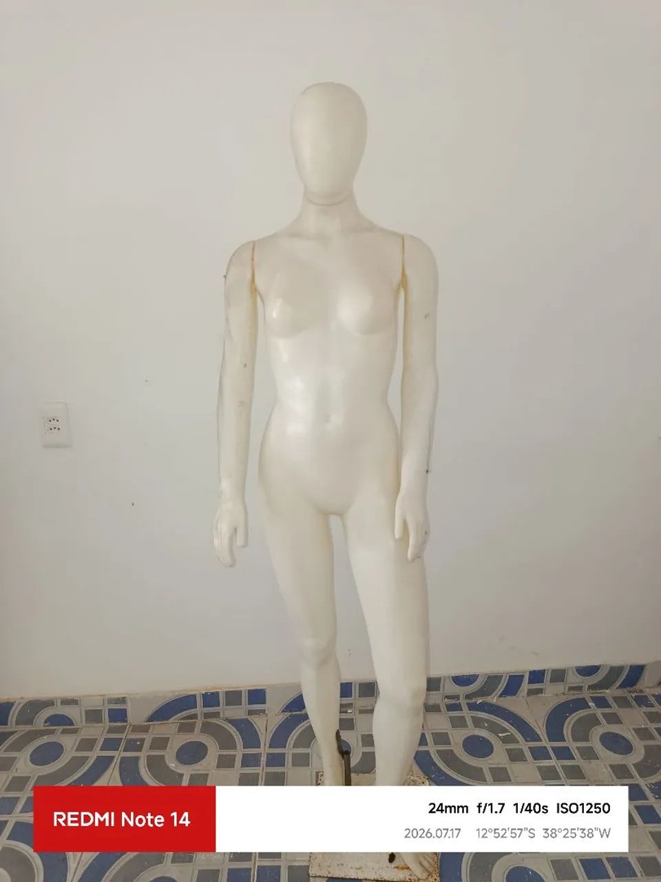 Manequins divesos - Foto 3