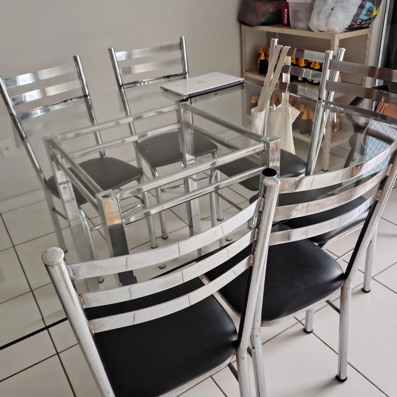 Mesa com 6 cadeiras  - Foto 3