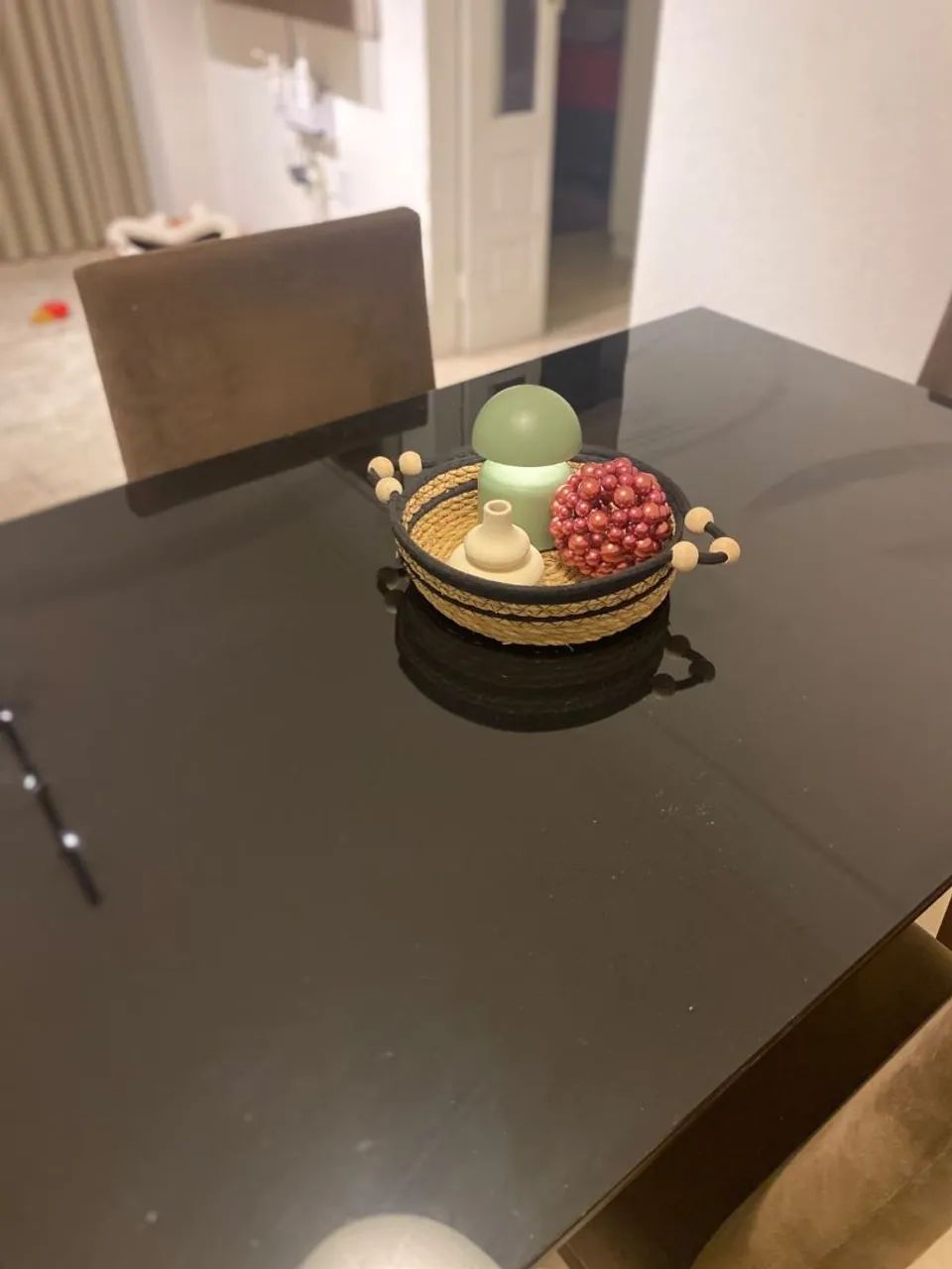 Mesa de jantar com 4 cadeiras à venda - R$ 700 - Foto 3