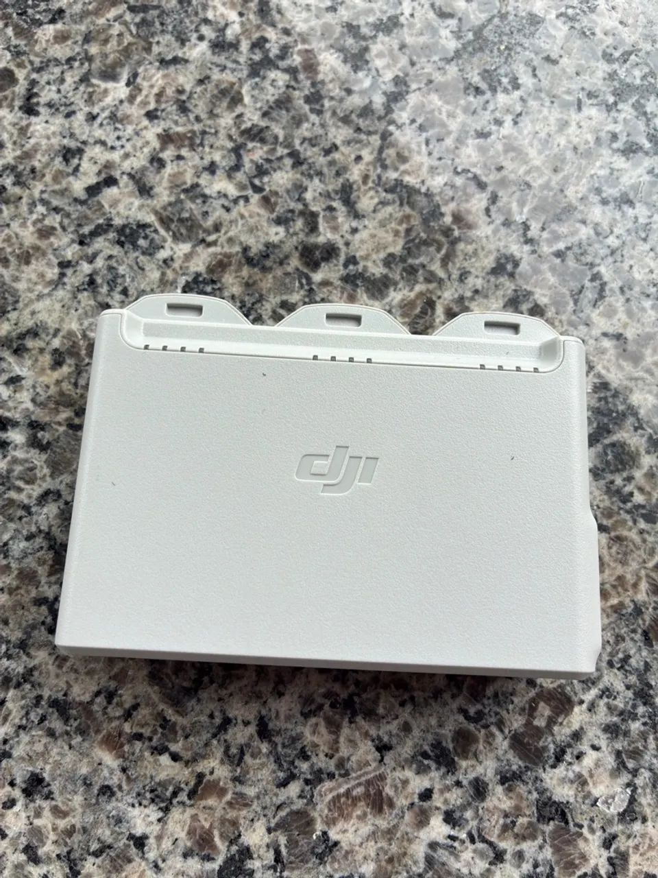 Hub + 03 baterias (Drone Dji Neo)