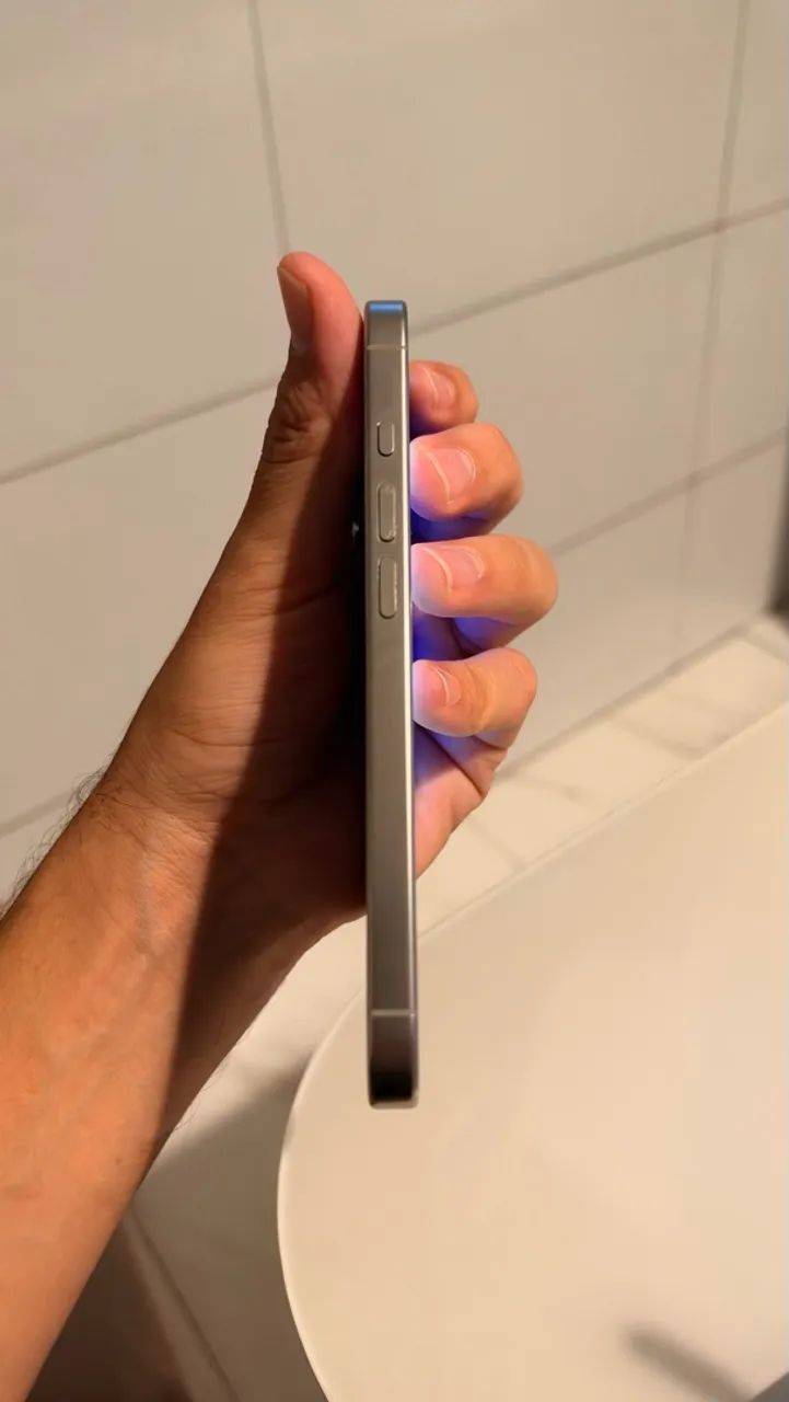Iphone 16 Pro 128 GB - Foto 3