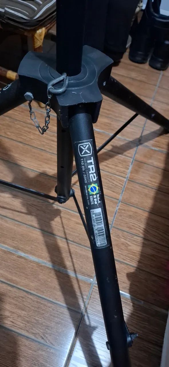 Vendo tripé e suporte prolongador p/ caixa de som - Foto 2