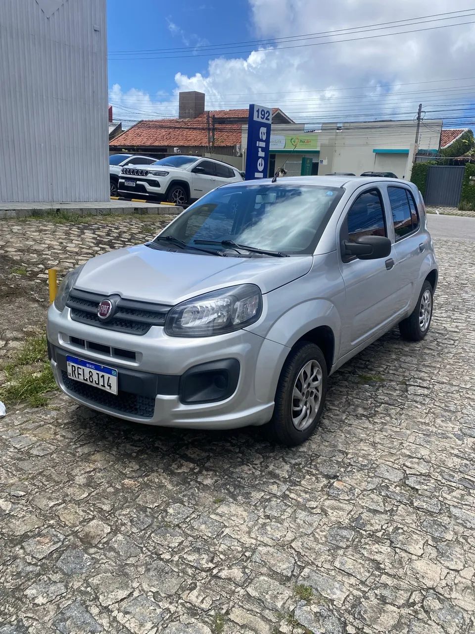 Fiat Uno Attractive 1.0 EVO Fire Flex 8V 5P 2021 - Foto 3