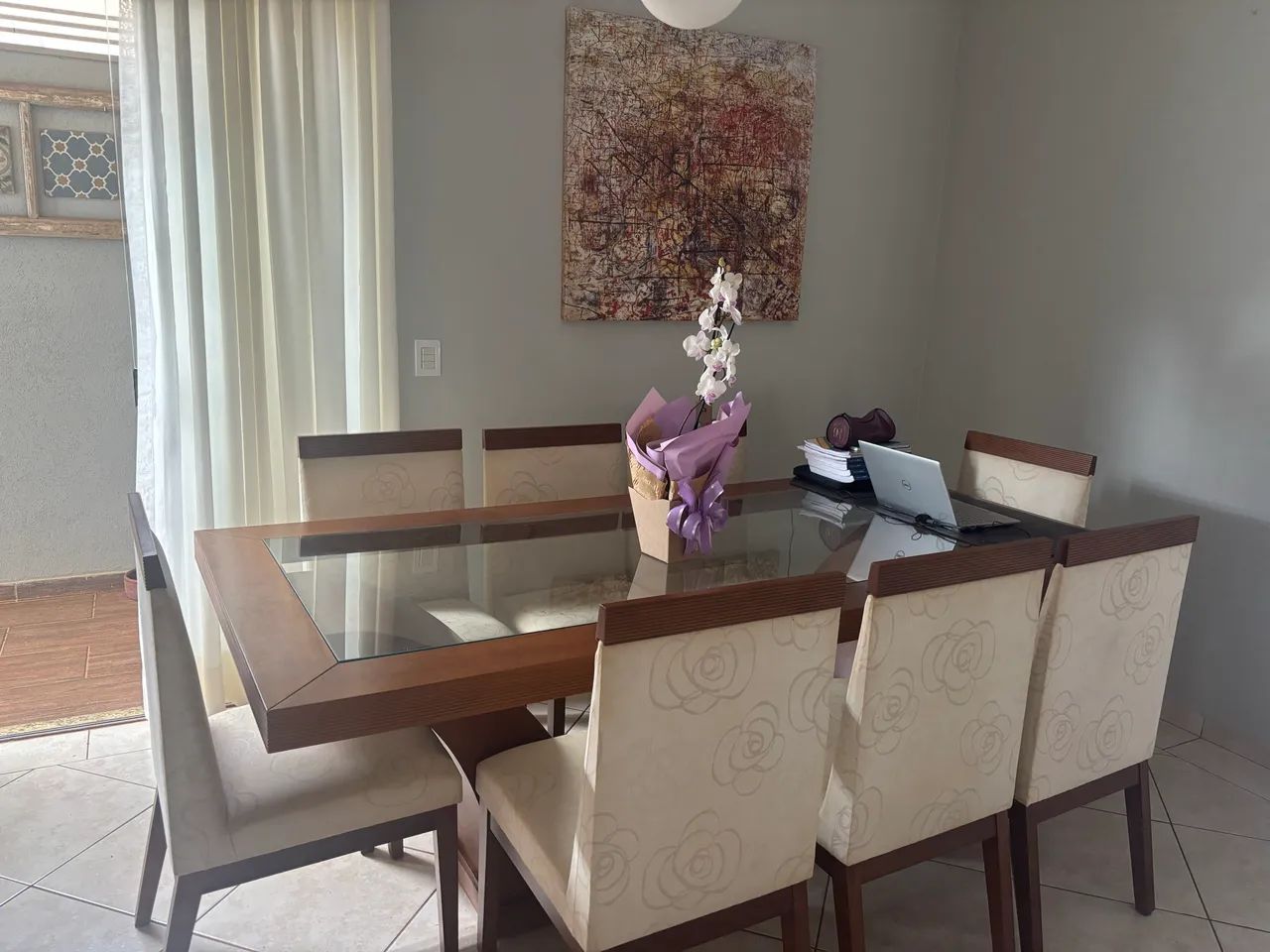 Mesa de jantar 8 lugares 