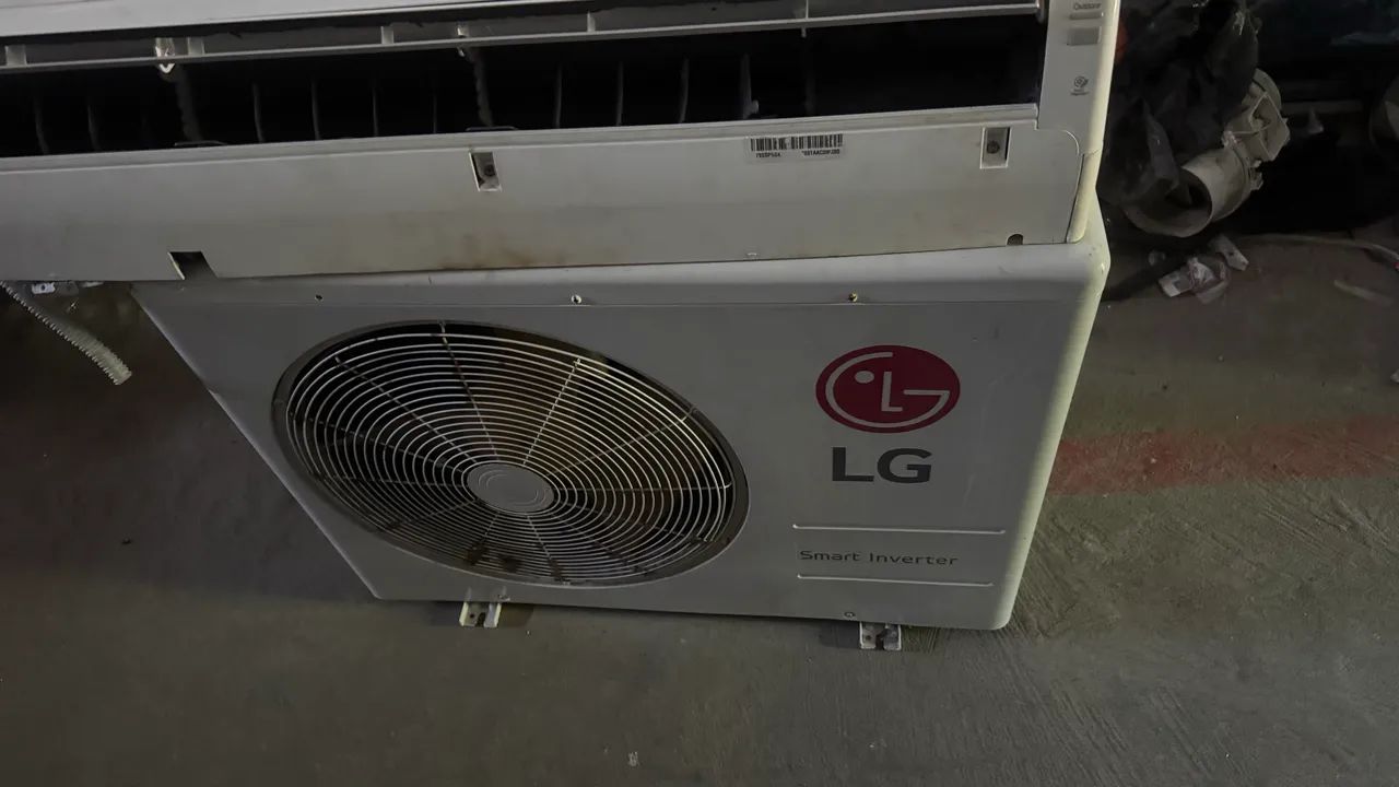 Split 12k LG dual inverter 22k  - Foto 4