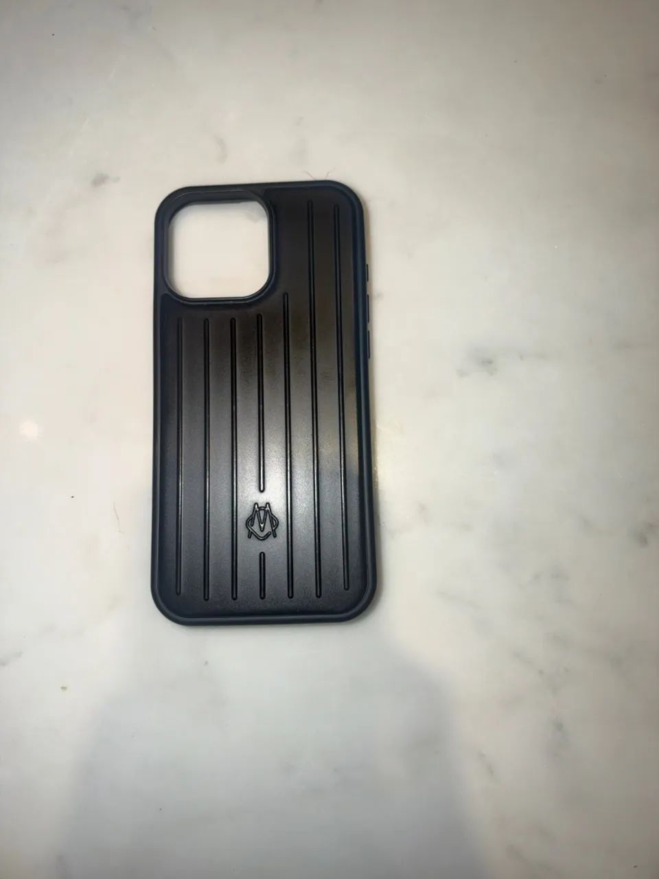 IPHONE 16 PRO MAX - CAPINHA RIMOWA PRETA - Acessórios de Celular