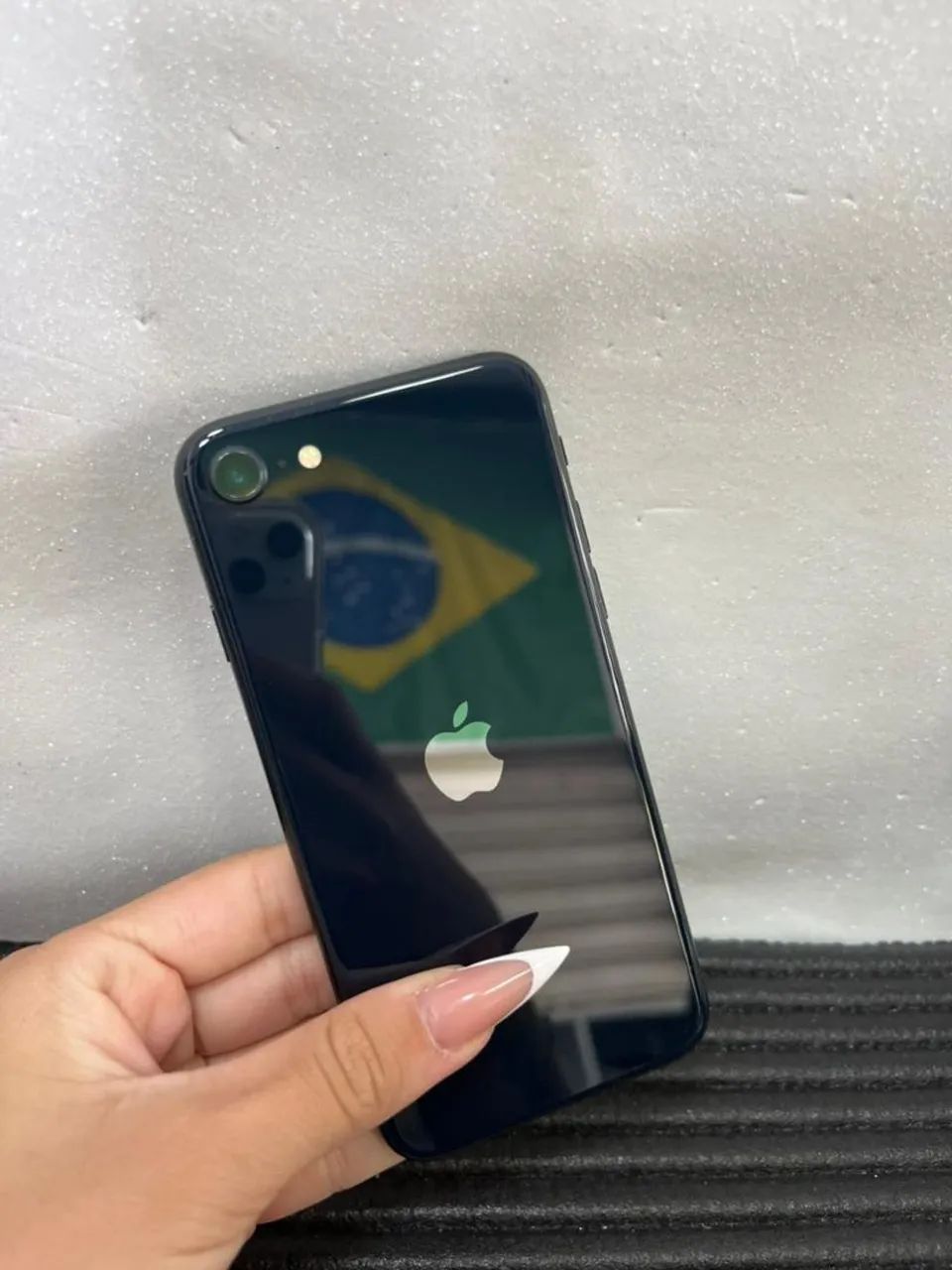 IPHONE SE PRETO 128GB